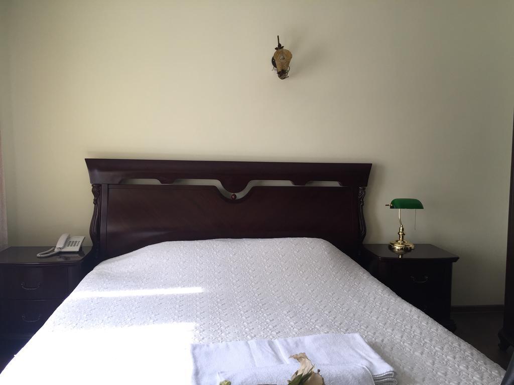 Hotel Adria Prisztina Zewnętrze zdjęcie