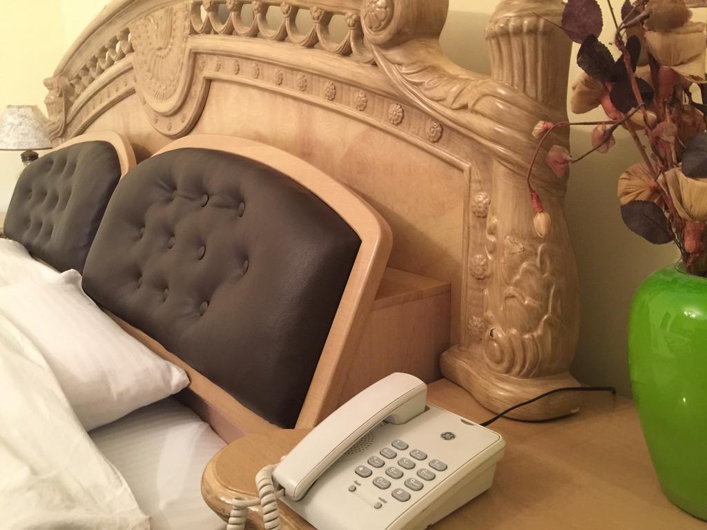 Hotel Adria Prisztina Zewnętrze zdjęcie