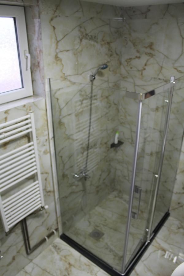 Hotel Adria Prisztina Zewnętrze zdjęcie