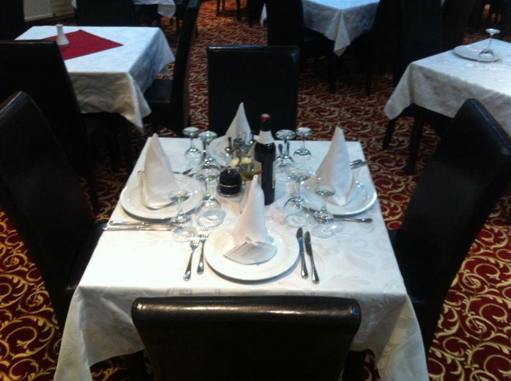 Hotel Adria Prisztina Zewnętrze zdjęcie